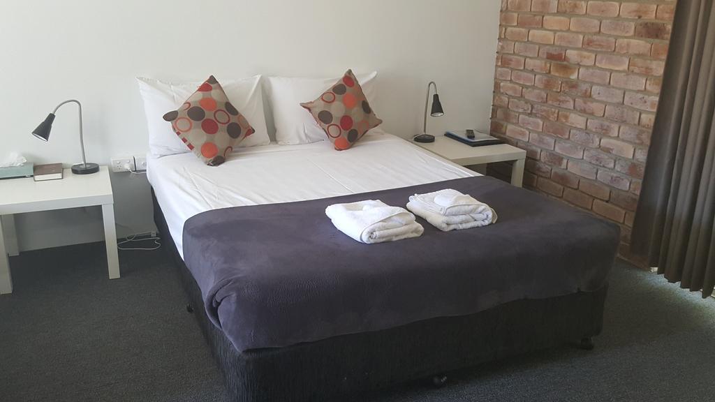 Coomera Motor Inn Голд-Кост Экстерьер фото